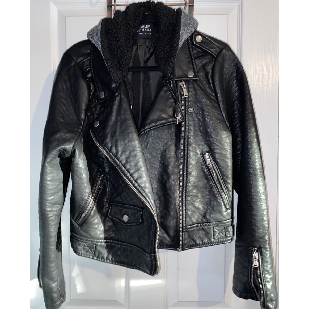 Fashion Nova Faux Leather Jacket w/hoodie